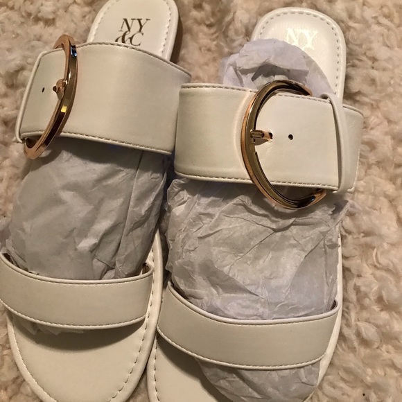 Sandals - Picture 2 of 3